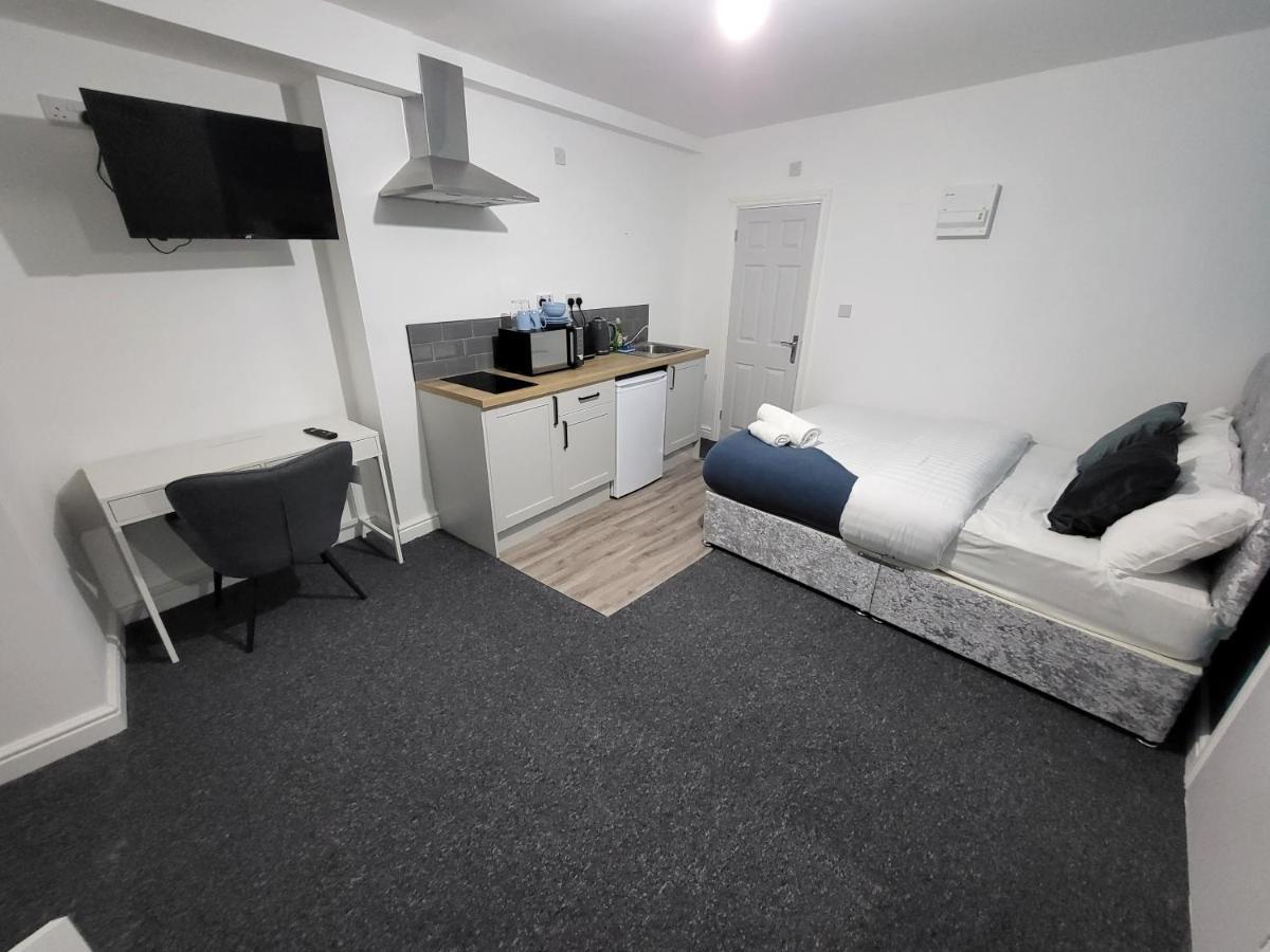 Nottingham Forest Rd, Short Stays Exterior photo